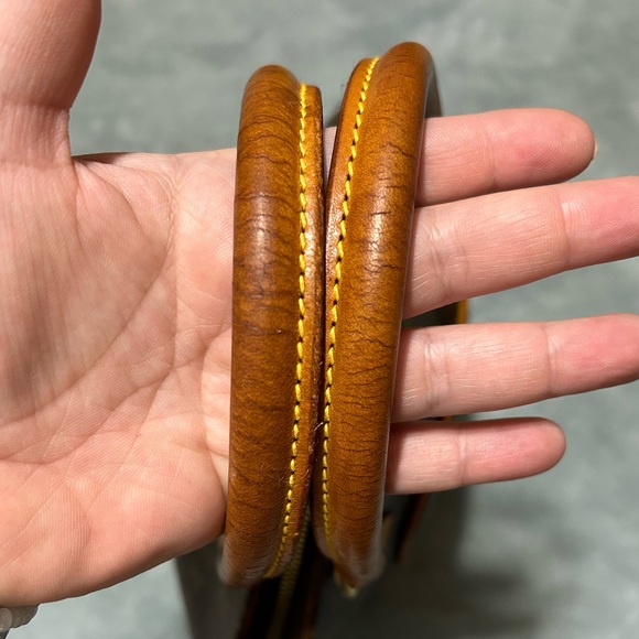 LV Ellipse MM 💕🤎 - Picture 2 of 15